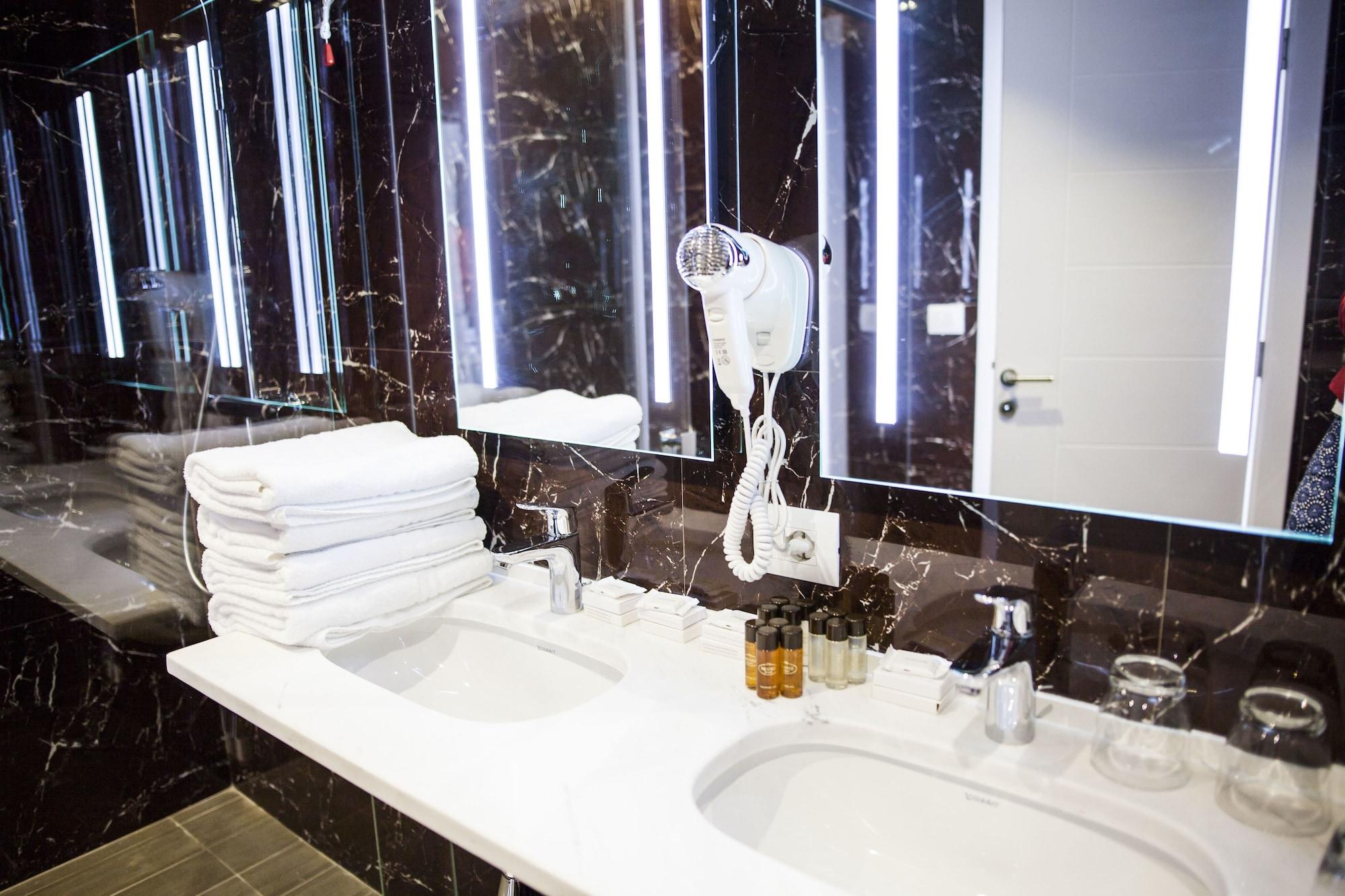 Prestige Resort Durres Qerret Kültér fotó