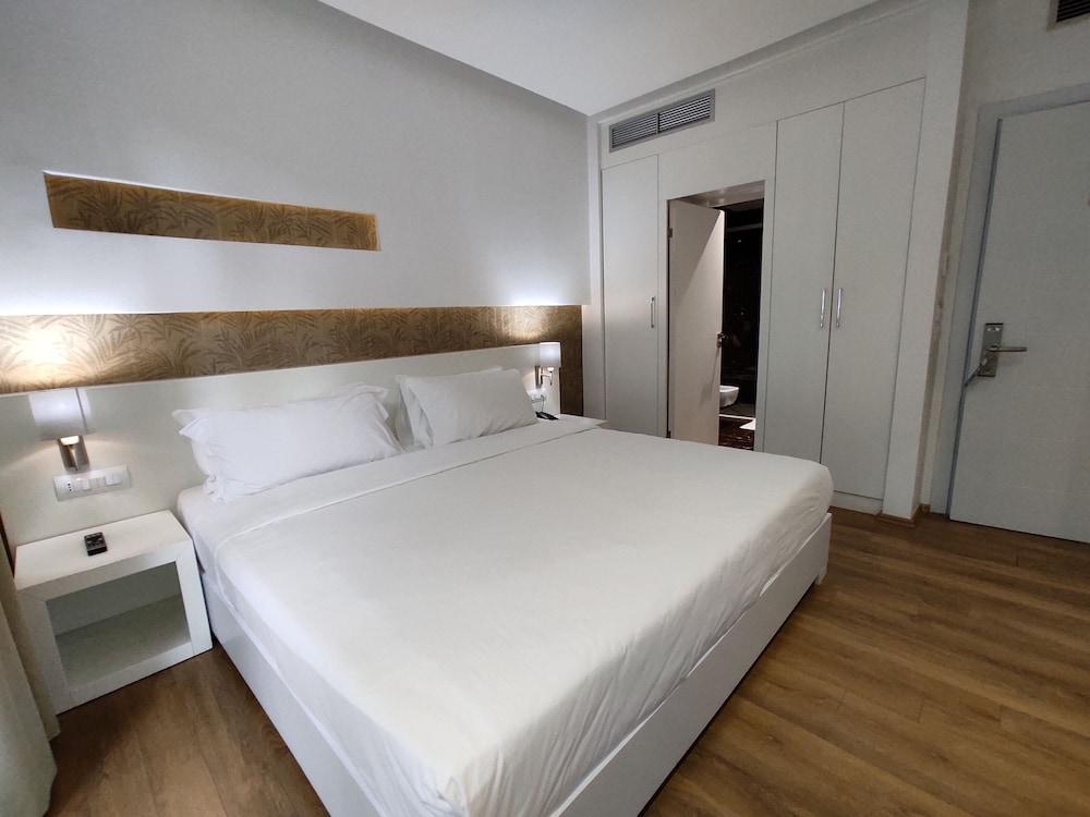 Prestige Resort Durres Qerret Kültér fotó